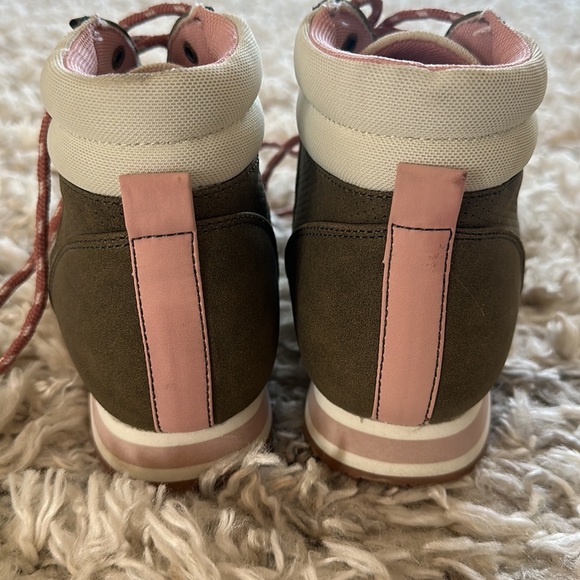 True Craft Wage Lace Up Hiker Ankle Sneaker Boots - Picture 5 of 9